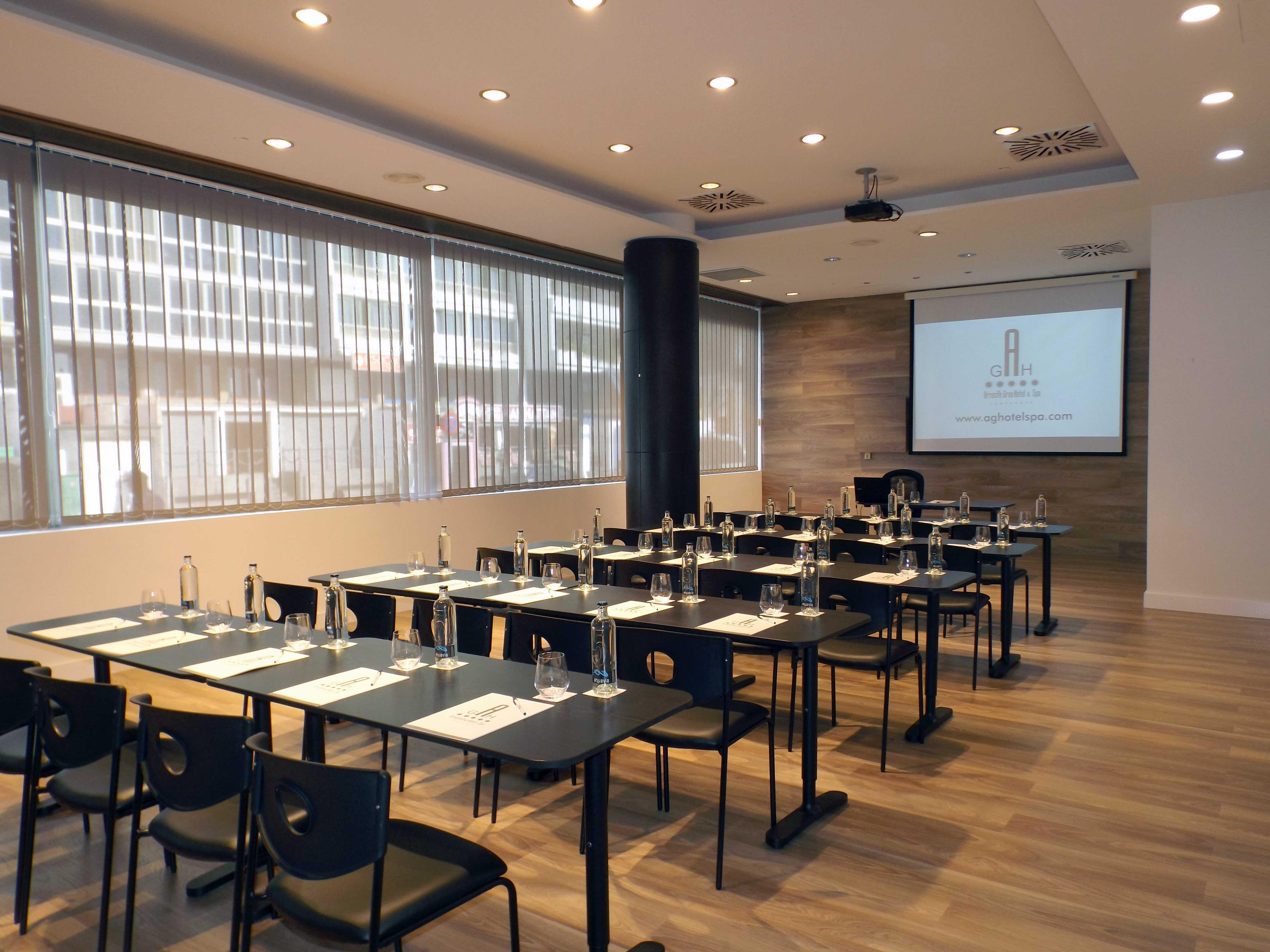 Arrecife Gran Hotel & Spa Dış mekan fotoğraf The Business Club
