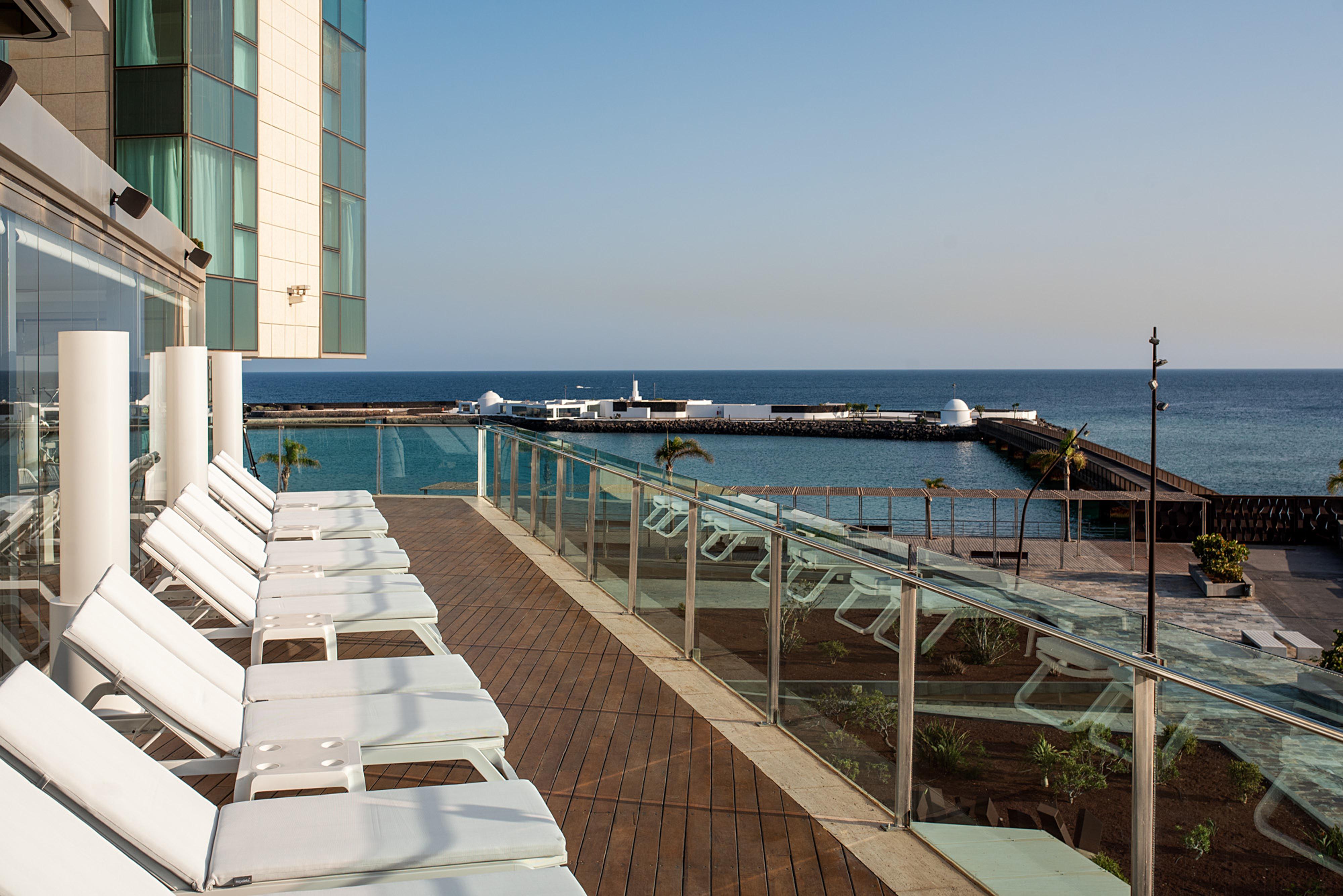 Arrecife Gran Hotel & Spa Dış mekan fotoğraf View of the port of Limassol